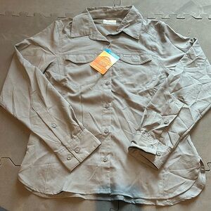 Women’s Columbia Omni-Shade shirt